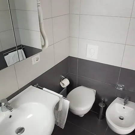 Apart-hotel Adriana *