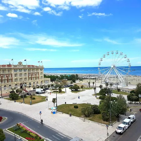 Aparthotel Adriana 4*