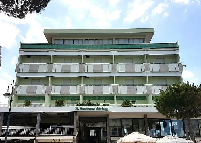 Aparthotel Adriana 4*