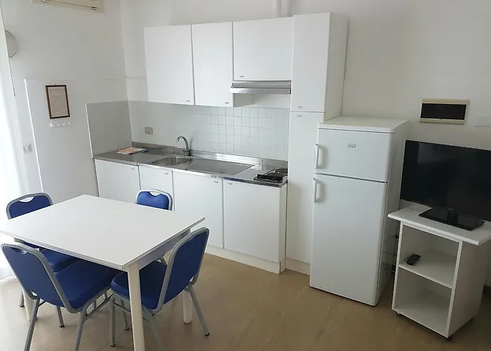 Adriana Aparthotel 4*