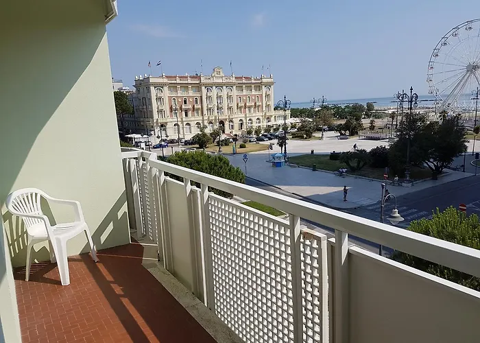 Adriana Aparthotel 4*